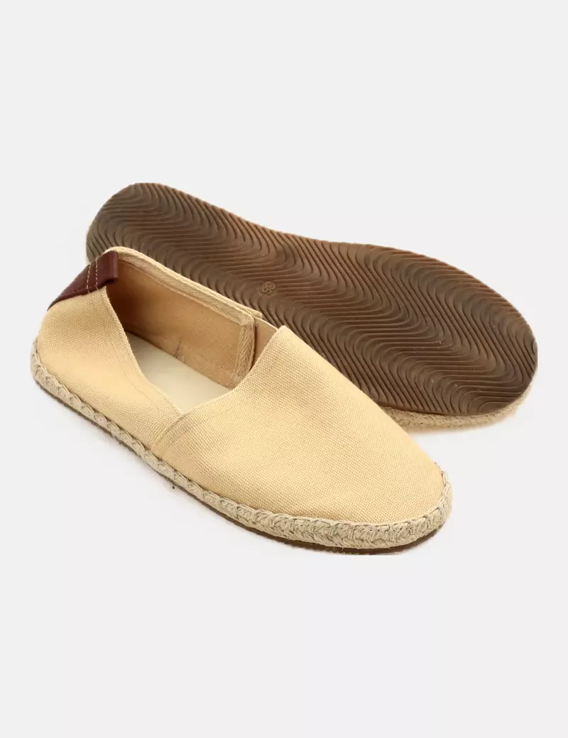Basic beige espadrille by Pier One.