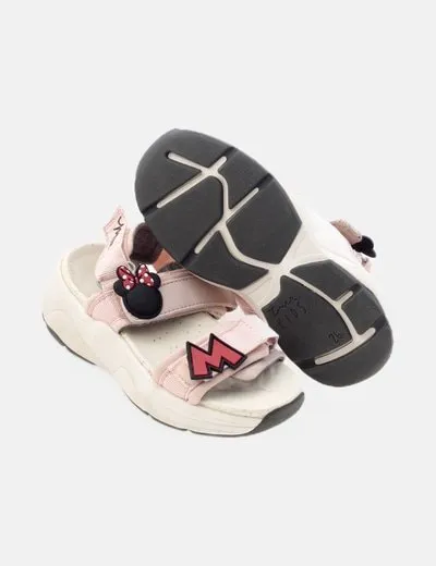 Pink flat sandals by Zara